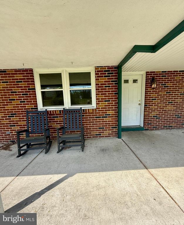 Building Photo - 5 Copes Ln