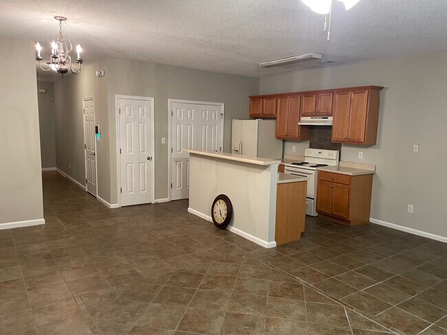 KITCHEN - 11483 S Glen St