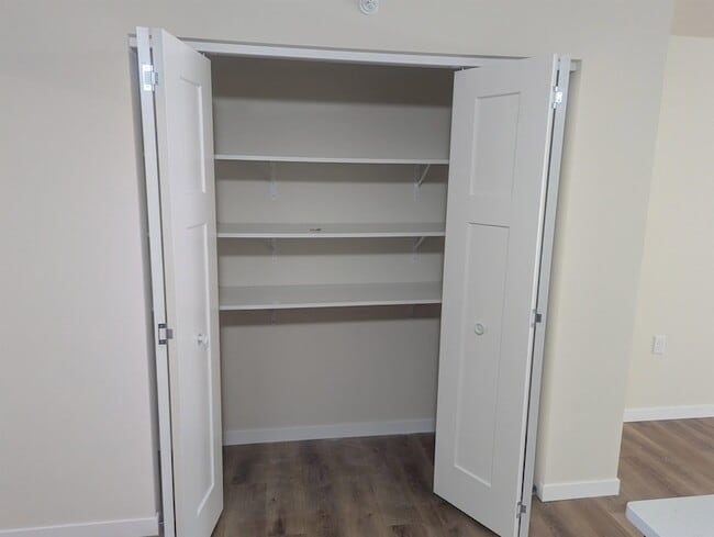 Building Photo - 4719 Burma Rd