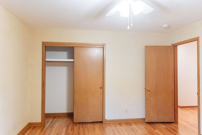 Building Photo - 3 Bed 3 Bath Home