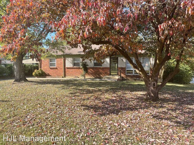 Primary Photo - 3 br, 2 bath House - 106 Graeme Drive
