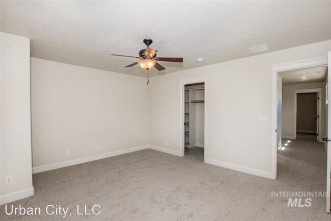 Building Photo - 3 br, 2.5 bath House - 2573 Gatewood