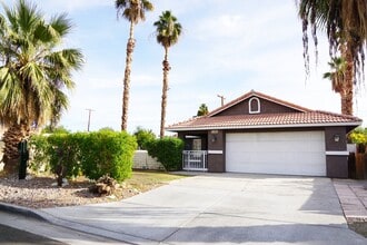 Building Photo - 51660 Avenida Villa