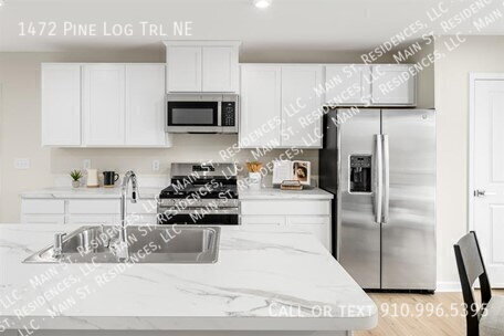 Building Photo - 1472 Pine Log Trl NE