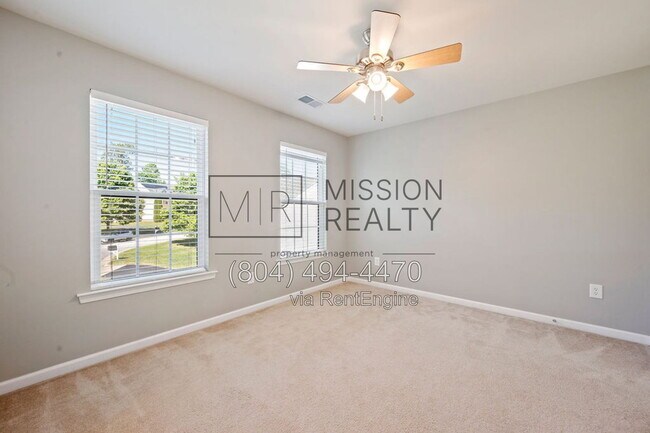 Building Photo - 5106 Timsbury Pointe Dr