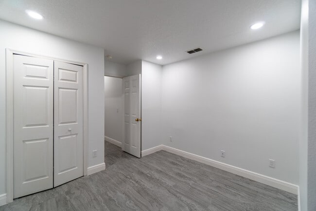 Building Photo - 1903 Seatonham St