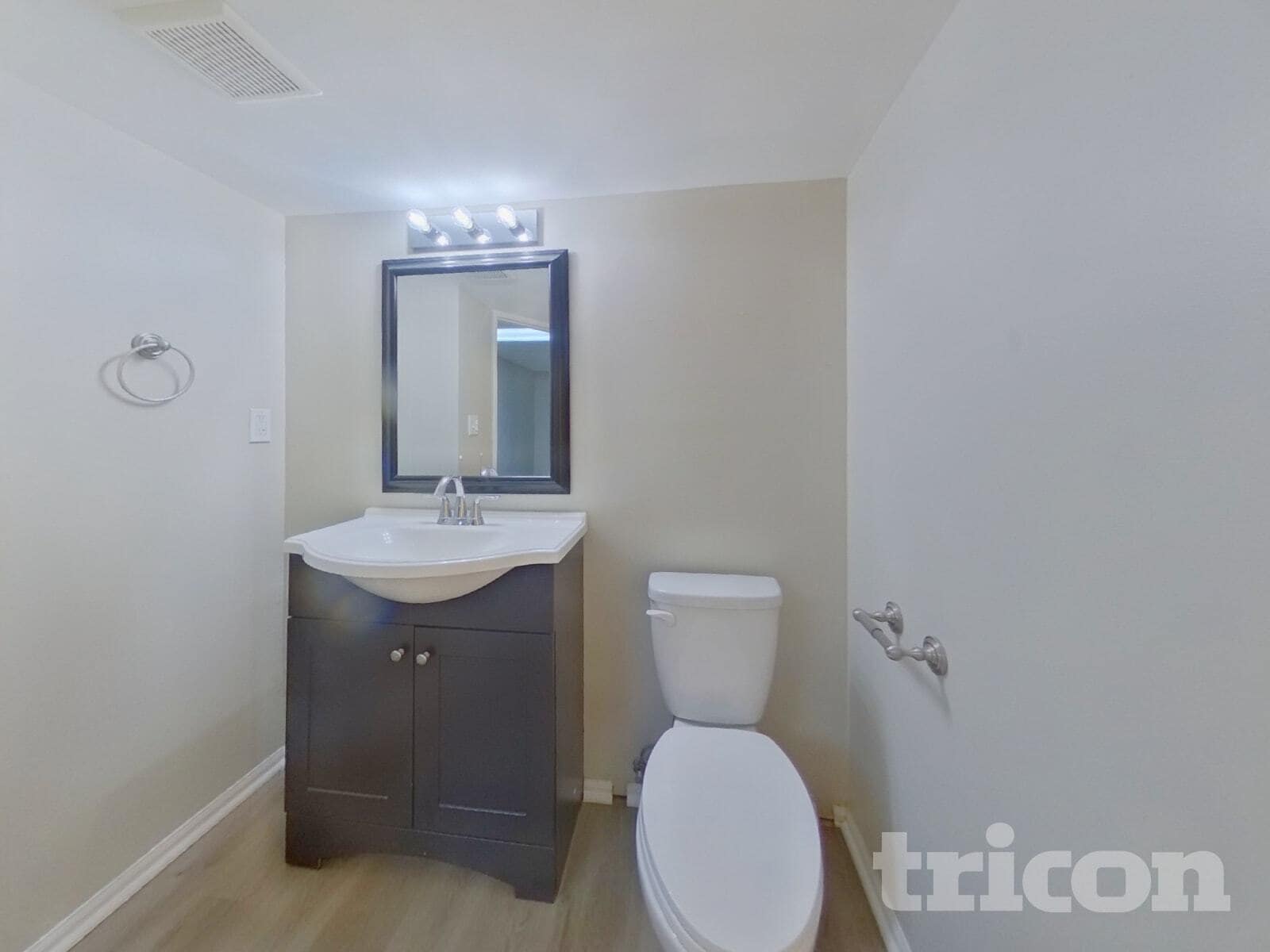 Building Photo - 1448 Sunnyside St