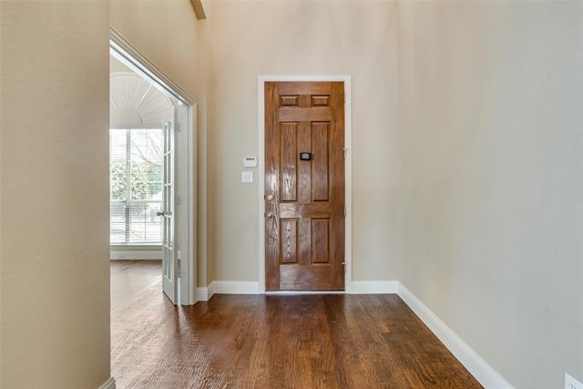 Building Photo - 6072 Wallis Dr