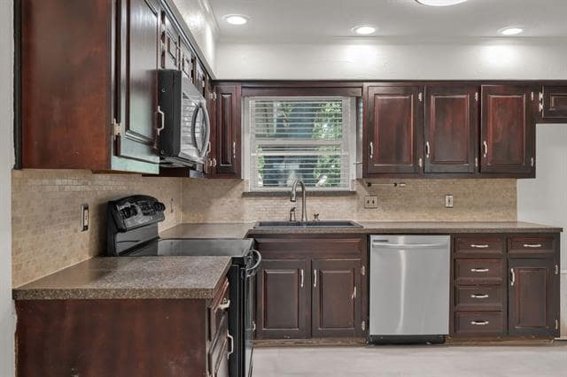 Building Photo - 2137 Pecos Dr