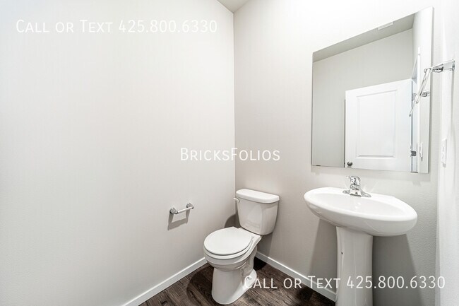 Building Photo - 4245 Pronghorn Pl