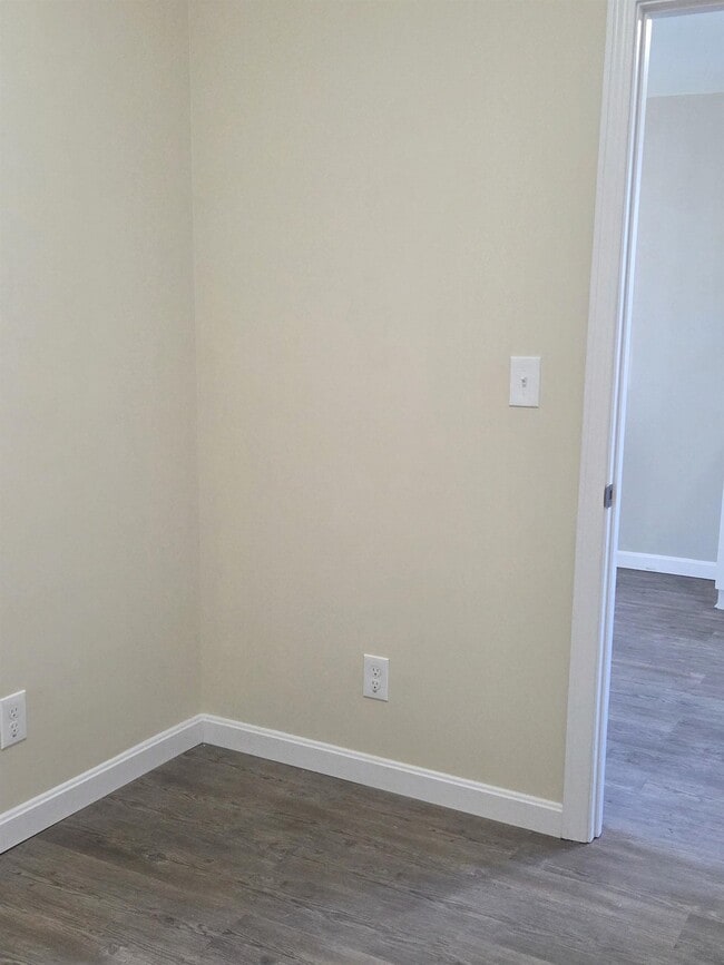 Building Photo - 16 Preston St