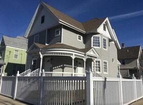 Building Photo - 508 William St