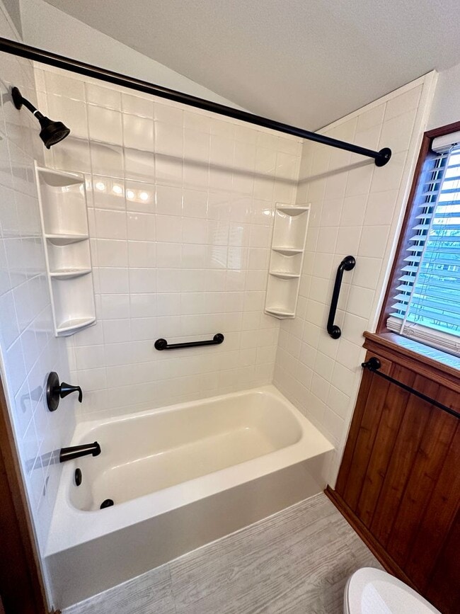 Building Photo - 3112 Delaney St