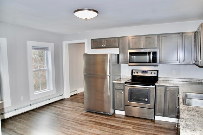 Building Photo - 34 Broadway