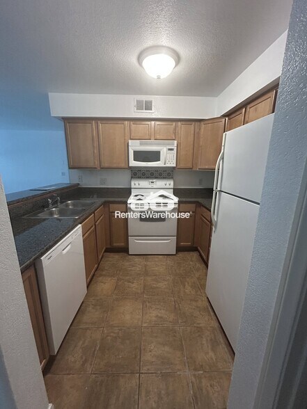 Building Photo - 3145 E Flamingo Rd