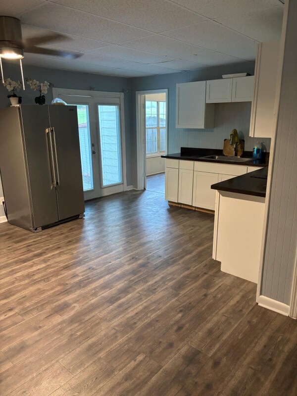 Building Photo - 4115 Chelsea Chase