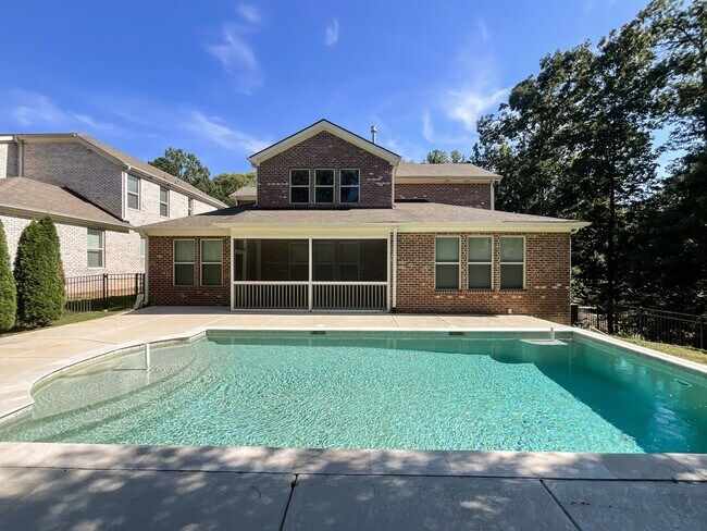 Building Photo - 214 Smithfield Dr