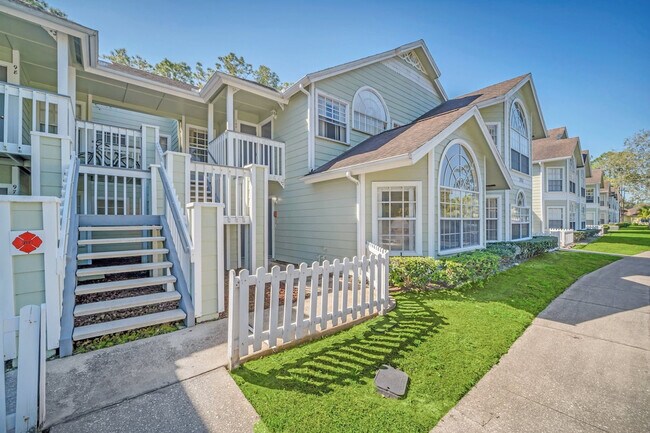 Building Photo - 2014 Royal Bay Blvd