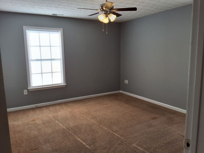 Building Photo - 101 Naples Ct