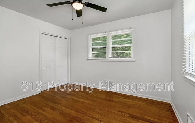 Building Photo - 1609 NE 60th Terrace