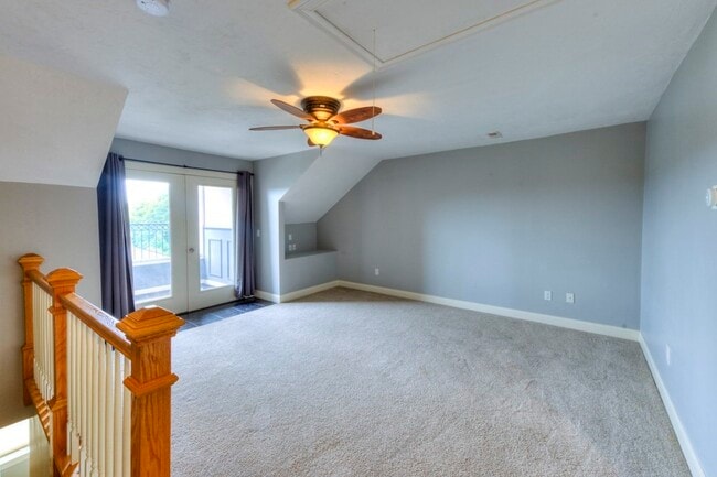 Building Photo - 38 Johnson St