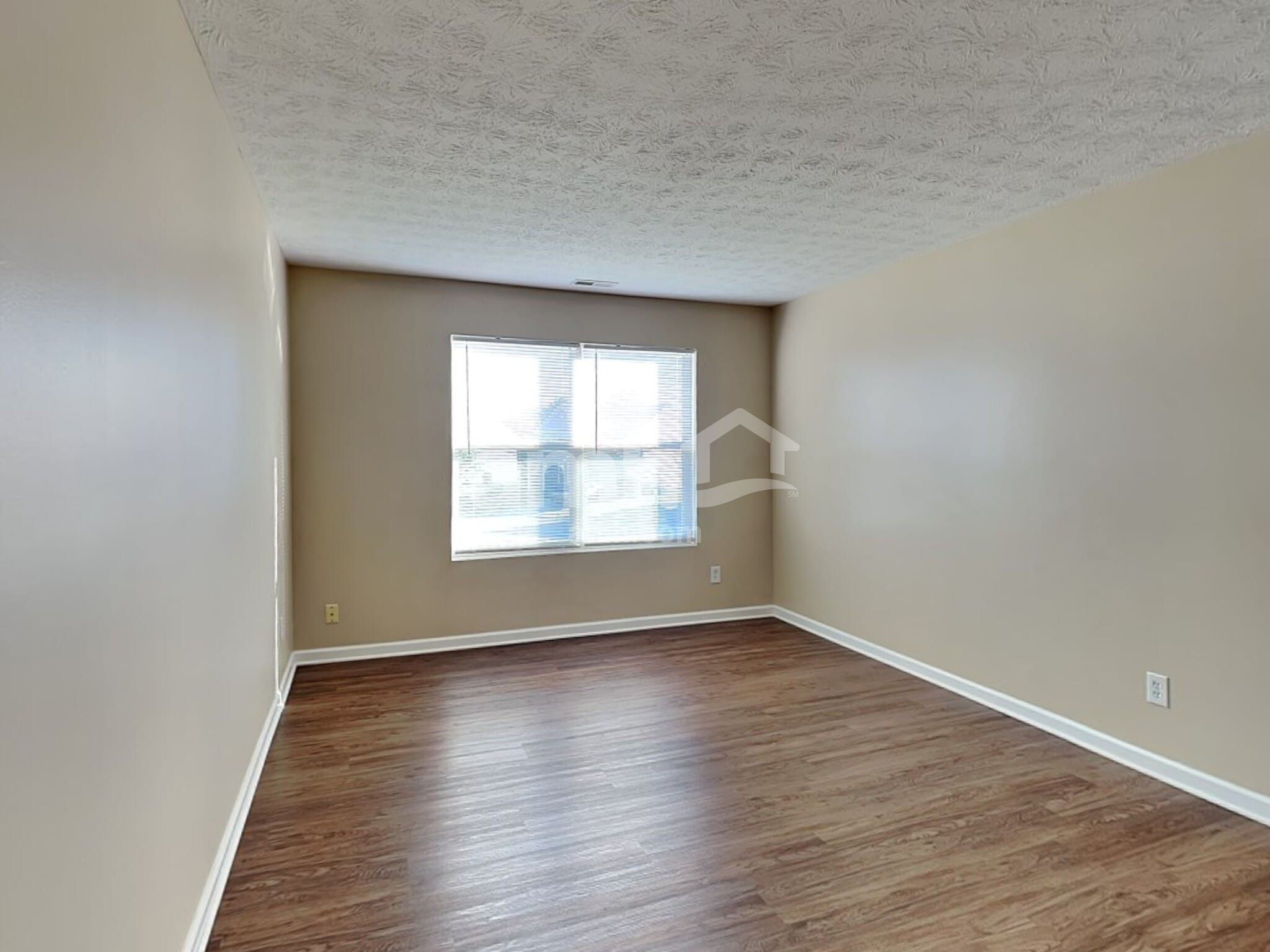 Building Photo - 5899 Brookstone Dr