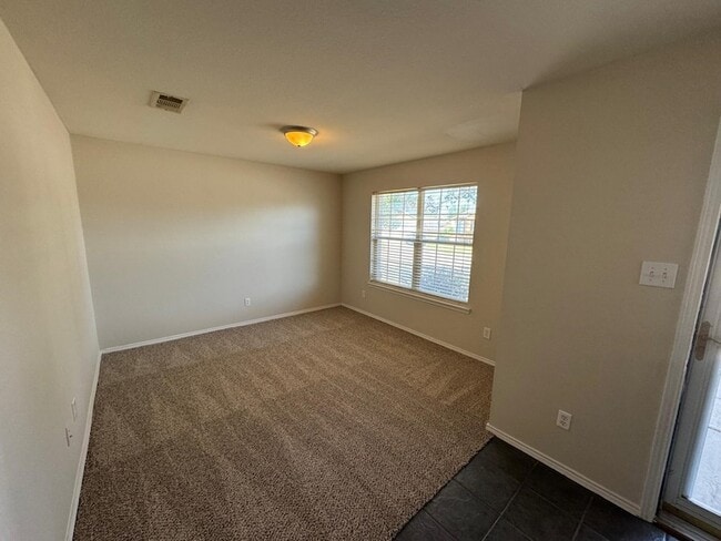 Building Photo - 9205 Lenox Dr