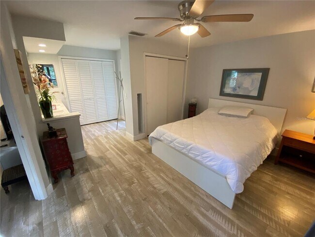 Building Photo - 7603 Sugar Bend Dr