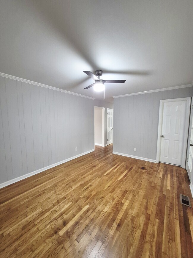 Building Photo - 97 Waterview Dr