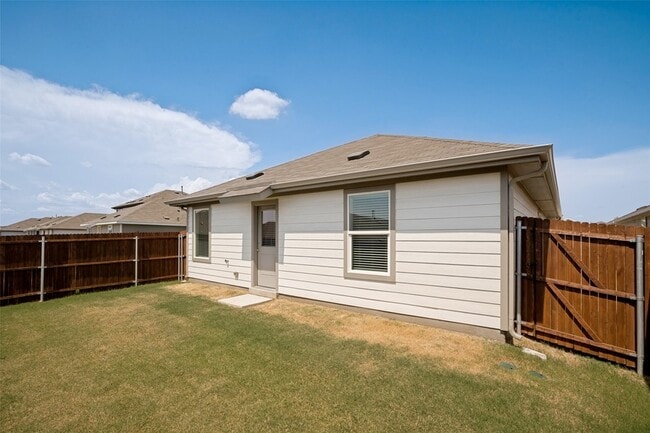 Building Photo - 5509 Flannel Ln