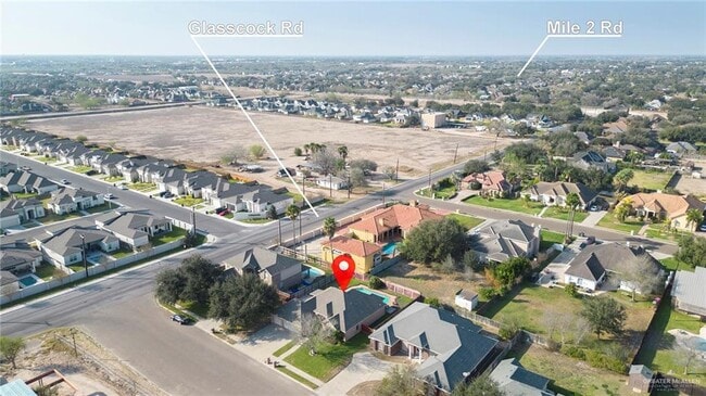 Building Photo - 33-25 1/2 E St