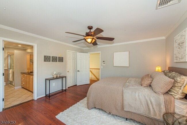 Building Photo - 414 Mineral Springs Dr