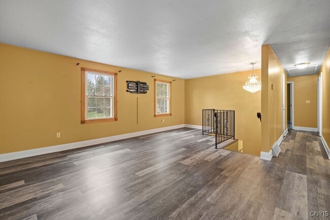 Building Photo - 3059 Hayfield Ln