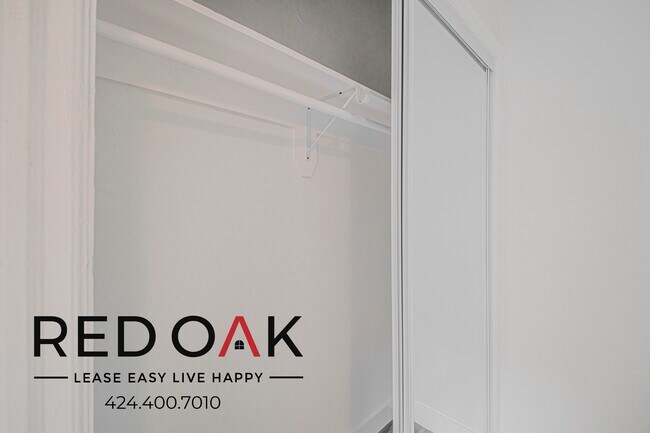 Building Photo - 147 Normandie Ave