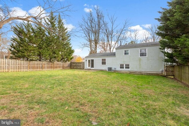 Building Photo - 5650 Sheerock Ct