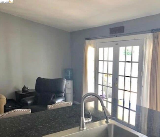 Building Photo - 5250 Riverlake Rd