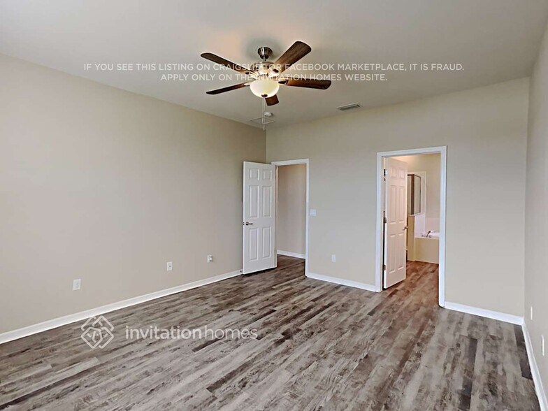 Building Photo - 11237 82nd St E