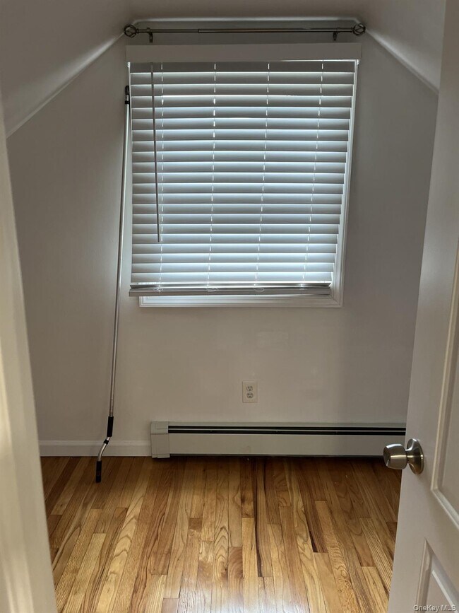 Building Photo - 24 Waterside Ave