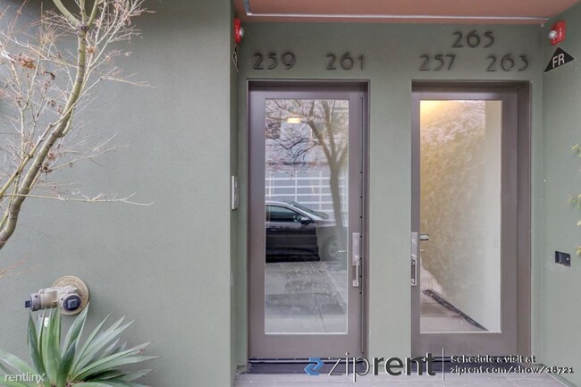 Building Photo - 3 br, 3.5 bath Condo - 259 Dorland Street,...