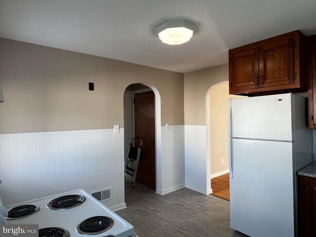 Building Photo - 770 S Lincoln St