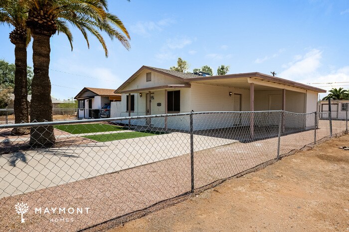 Building Photo - 251 W Harding Ave