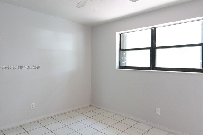 Building Photo - 1321 N 58th Ave
