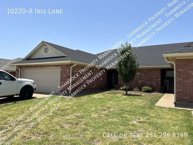 Primary Photo - Cougar Ridge Duplex