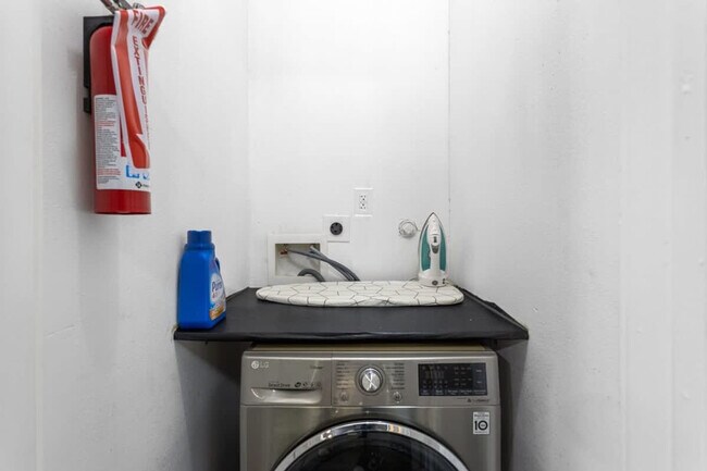 Building Photo - 2620 Arbor St