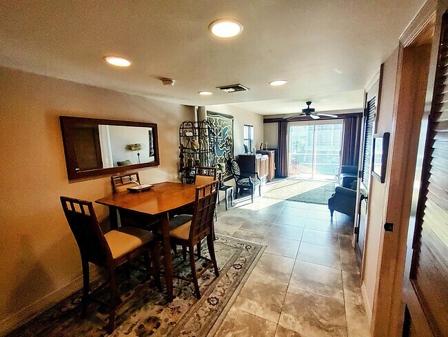 Building Photo - 1300 Seaway Dr