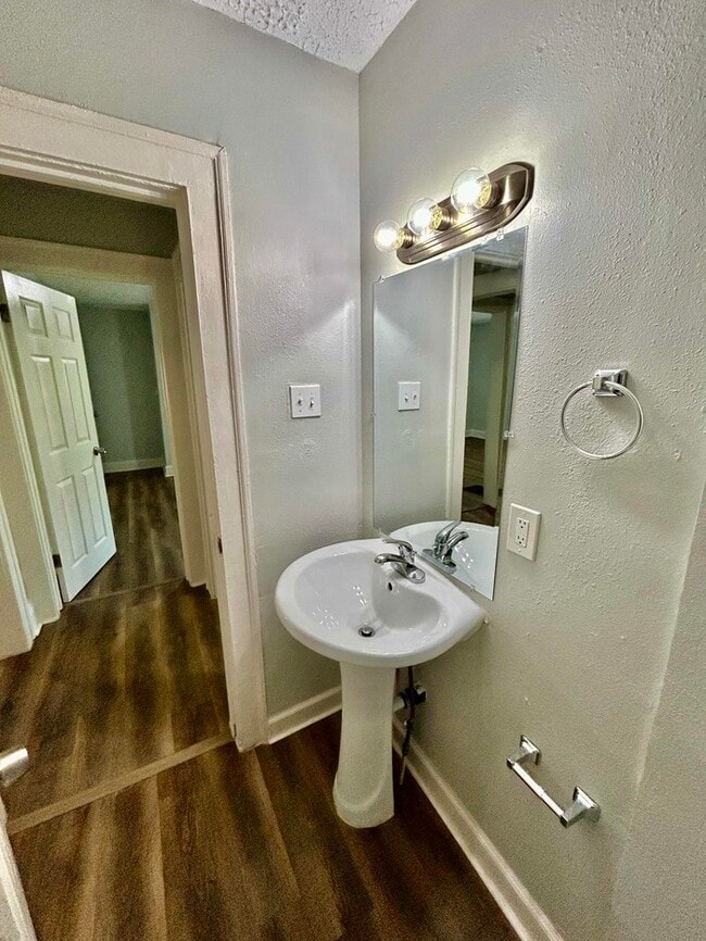 Building Photo - 29 Chappell Rd NW