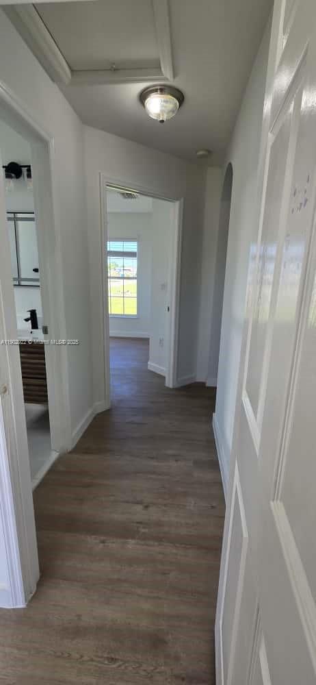 Building Photo - 1509 Sara Ave S