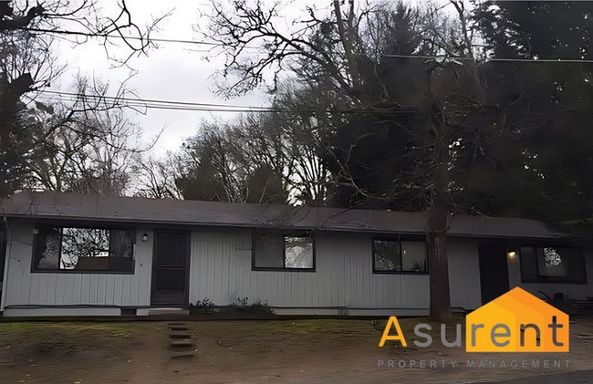 Building Photo - $200 off first months rent. Fully Remodele...