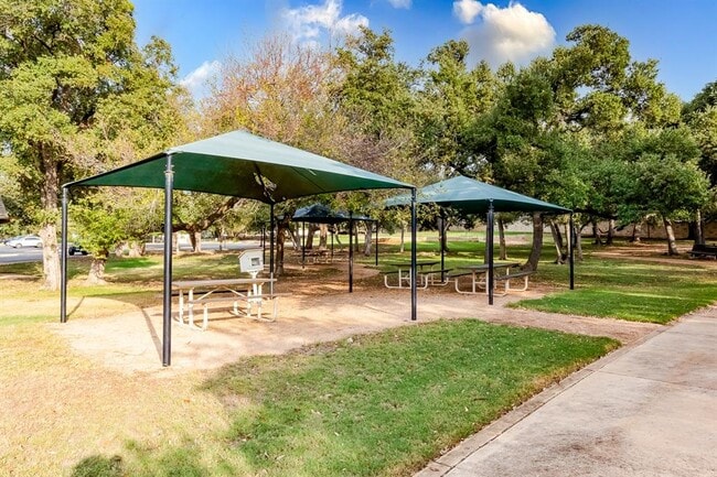 Building Photo - 15437 Fisher Island Dr