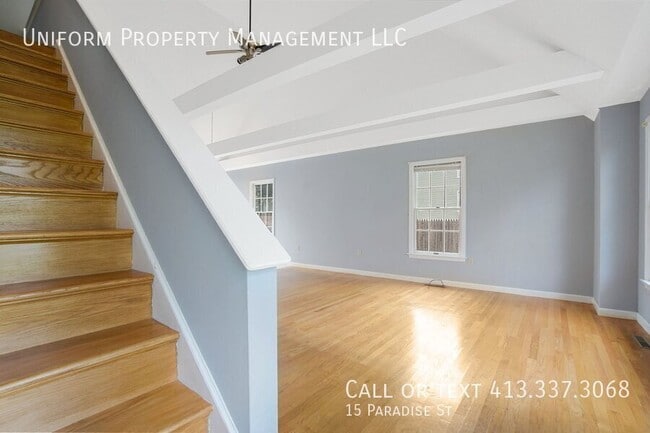 Building Photo - 15 Paradise St